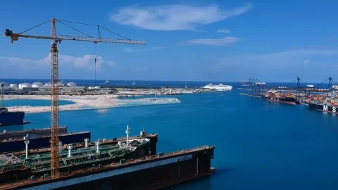Container Port &amp;amp; Ship Yard GB Stock-Footage 94413159