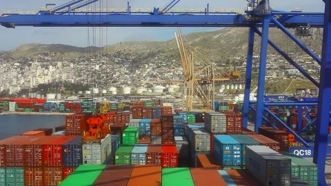 Container ship being loaded Stock Footage 71619389