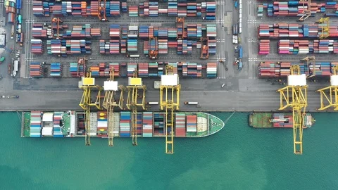 Container ship in export and import business and logistics. Stock-Footage 99470455