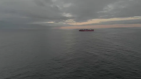 Container Ship Stock-Footage 108070564