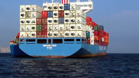 Container ship IBRAHIM DEDE anchored in Algeciras bay. Stock Footage 107315927