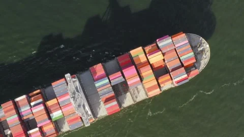 Container ship import export business logistic in sea with tugboat Shipping to 스톡 동영상 336446598