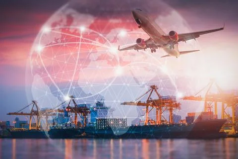 Container Ship Loading Import/Export Freight of Transportation Industry, Tran Foto stock