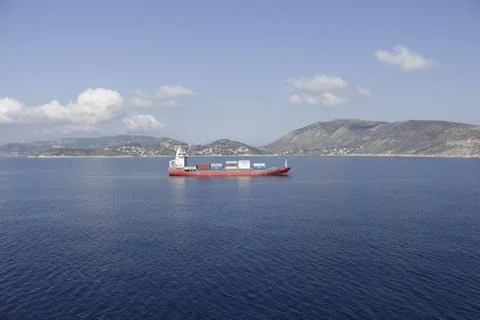 Container ship in the roadstead Stock-Fotos