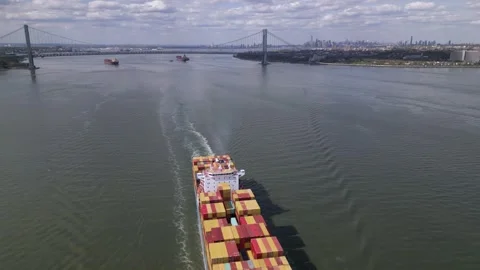 Container ship sail under the Verrazzano Bridge to New York Stock Footage 240688300