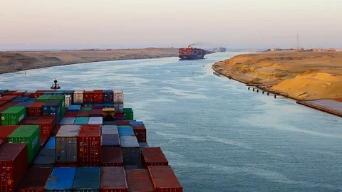 Container ship in the Suez Canal Stock Footage 71576704