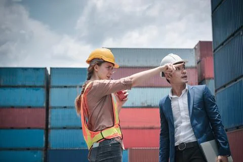 Container Shipping Logistics Engineering of Import/Export Transportation Indu Stock Photos