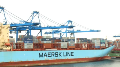 Container ships in port Stock Footage 47781868