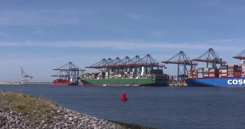 Container stowage at ECT Euromax Container Terminal Hutchison Ports Stock Footage 115715617