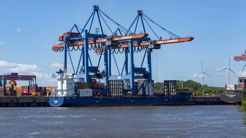 Container Terminal time lapse Stockbeeldmateriaal 108503784