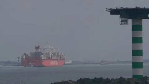 Container vessel Cap San Vincent from shipping company Hamburg Sud. Stock Footage 113642355