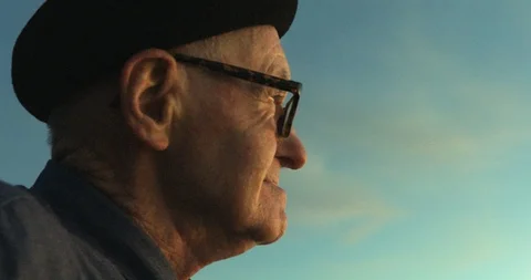 Contemplative senior man. Video stock 88374085