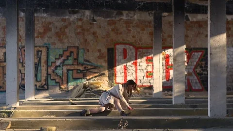 Contemporary dancer in a ruined building. Stock Footage 74584454
