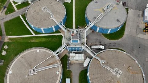 Continue to Function - Wastewater Treatment Plant Stockfoto's