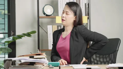 Contract a document Video stock 160015523