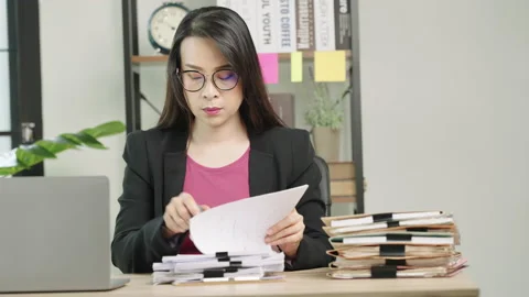 Contract a document Stock Footage 160037740