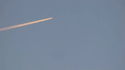 Contrail:  Commercial Jetliner Stock Footage 12859042