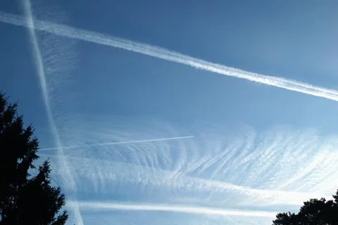 Contrails (1) Stock Photos