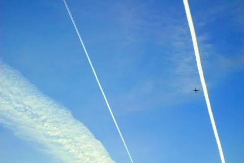 Contrails (6) Stock Photos
