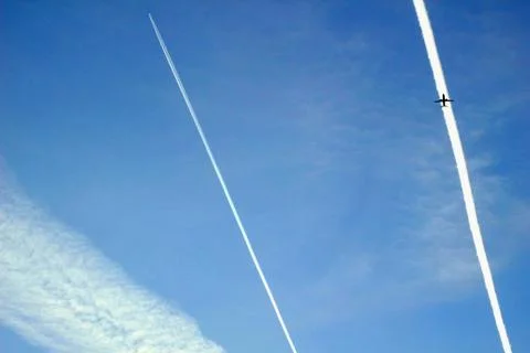 Contrails (7) Stock Photos