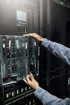 Control room, hardware or hands of technician fixing online cybersecurity glitch 库存照片