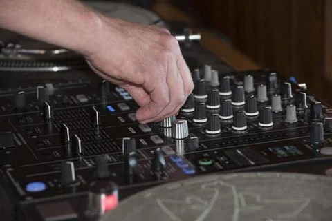  control in sound and audio engineering, mixing and mastering in the studi... Foto stock