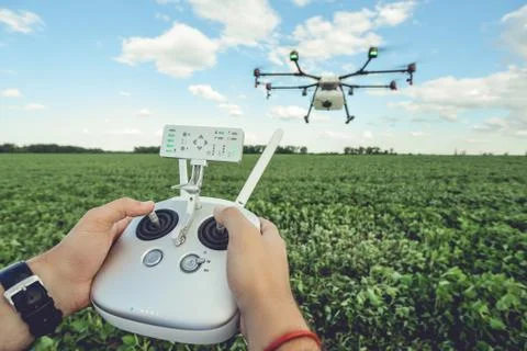 Controlling a remote Octocopter drone. Foto stock