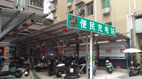 Convenient charging station Video stock 296271502