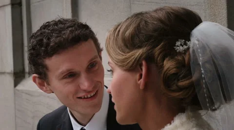 Conversation of the bride and groom Vidéo 48150153