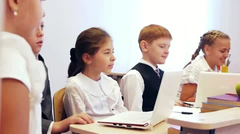 Conversation 库存影片 11881808