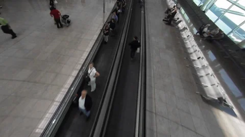 Conveyor belt airport Stock Footage 33899088