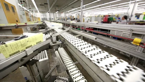 Conveyor belts in factory Vídeo Stock 191359909
