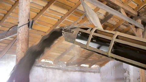 Conveyor Separation of sand and grain. Construction and Manufactoring industry Video stock 70448136