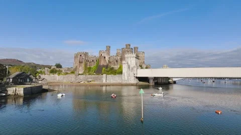 Conwy Castle over River Convy from a drone, Convy, North Wales, England Stock-Footage 319945156
