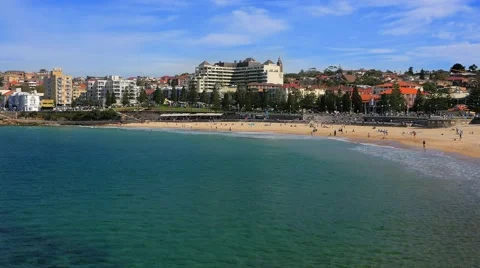 Coogee Beach, Sydney in 4k 動画素材 51021428