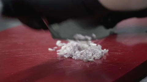 The cook chops the onion, close-up 스톡 동영상 130520468