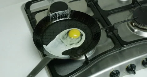 Cook eggs Video stock 97980744