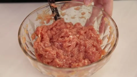 Cook mixed meat stuffing and pork stuffing (1) Video stock 202162867
