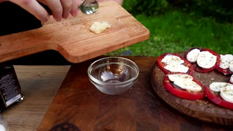 The cook prepares potato chips with salad and delicious sauce. 4K shooting Stock Footage 132723063