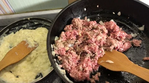 Cook preparing lasagna Stock Footage 104826014
