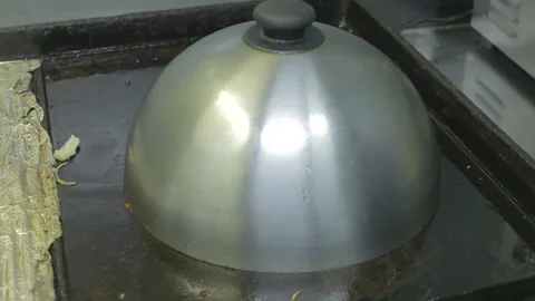 Cook roasts vegetables. Video stock 93379130