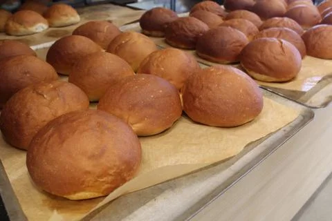 Cooked Burger Buns Side View Stock Photos