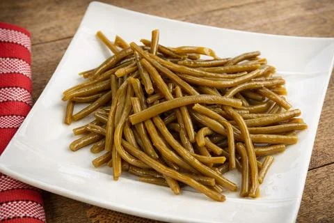 Cooked green beans on a plate Fotos de archivo