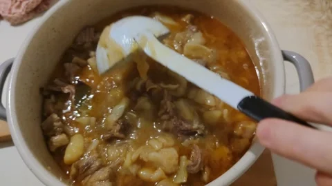 Cooked mutton with cabbage 動画素材 242046530