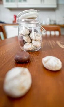 Cookie jar in the kitchen Stockfoto's