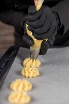 Cookie Making Process 库存照片