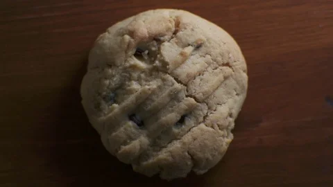 Cookie with moving light Stock Footage 127556147