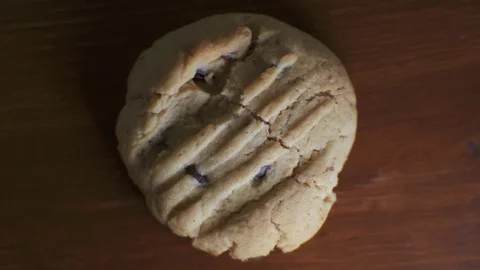 Cookie with moving light Stock Footage 127556148