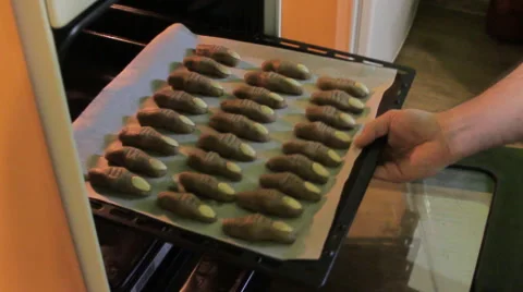 Cookie witch fingers Stock-Footage 68576960