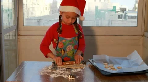 Cookies baking Stock Footage 21868080